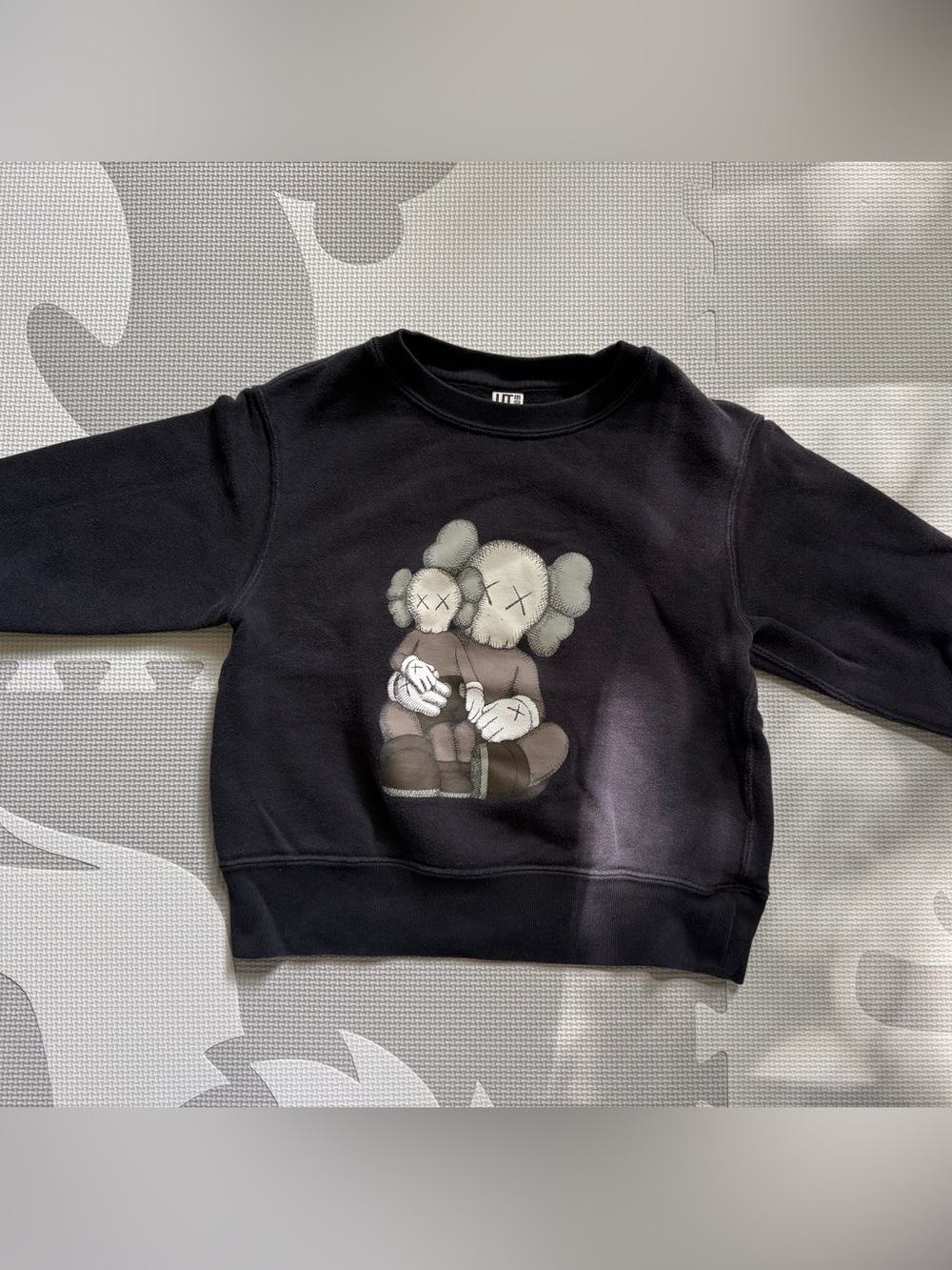 Uniqlo KAWS Kids Black Graphic Sweatshirt UT